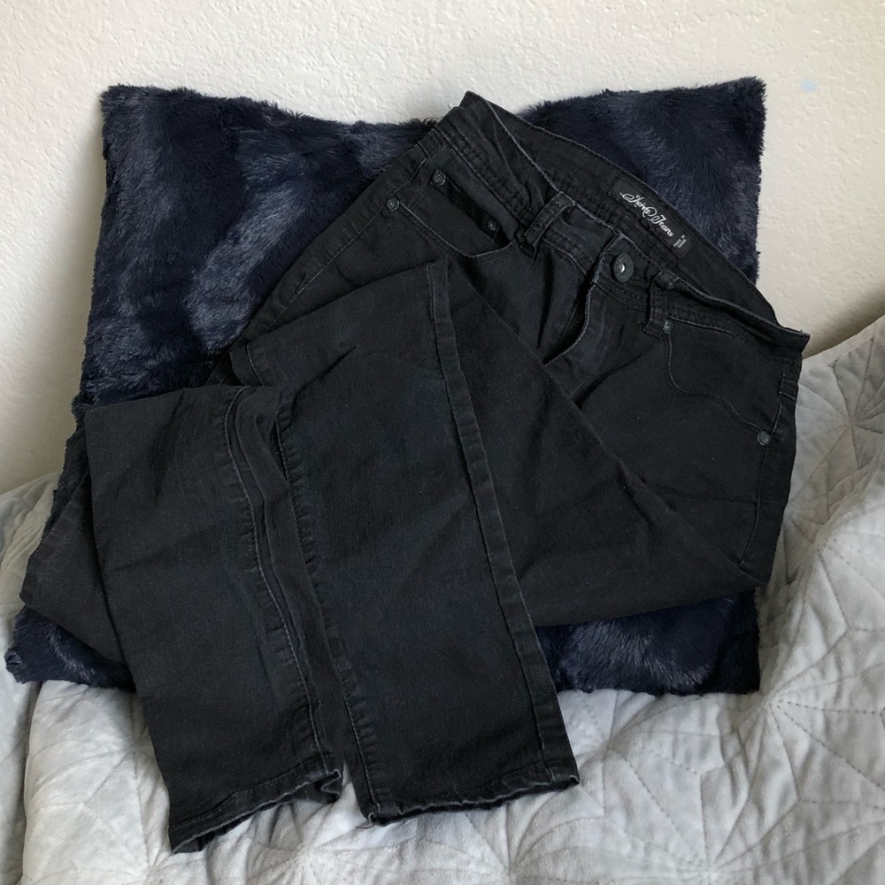Black Jeans